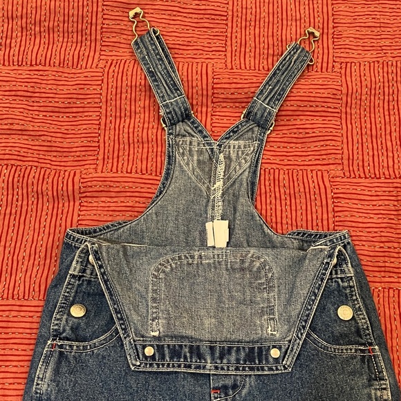 GAP toddler 18-24 months Denim Blue Kids jeans short Romper - Picture 14 of 16